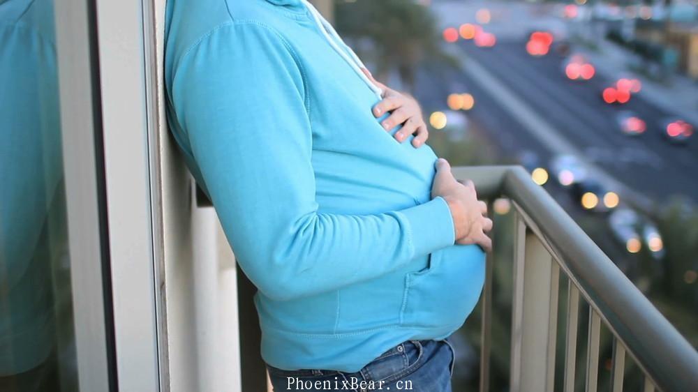 1463369047this-gay-porn-site-specializes-in-pregnant-men-and-being-swallowed-whole-body-image-1461616245-size-1000.jpg